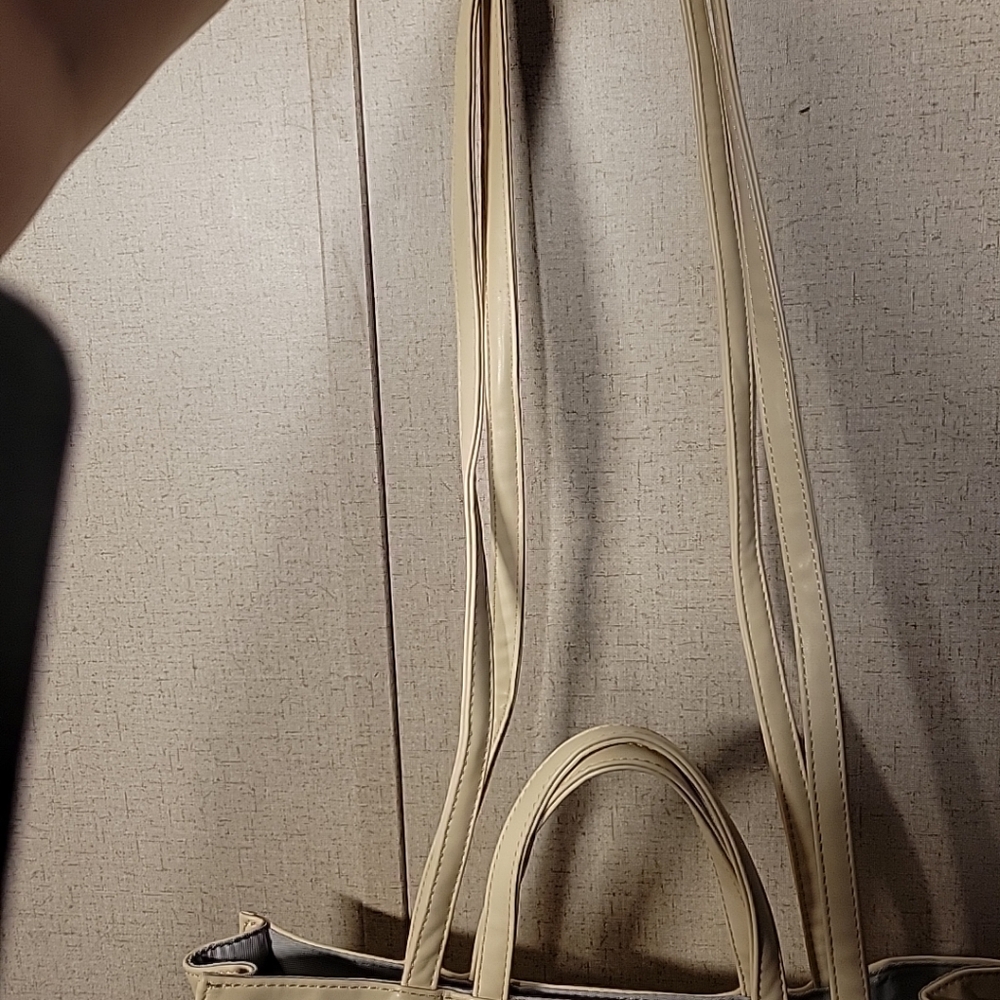 Telfar Purse - Picture 6 of 16